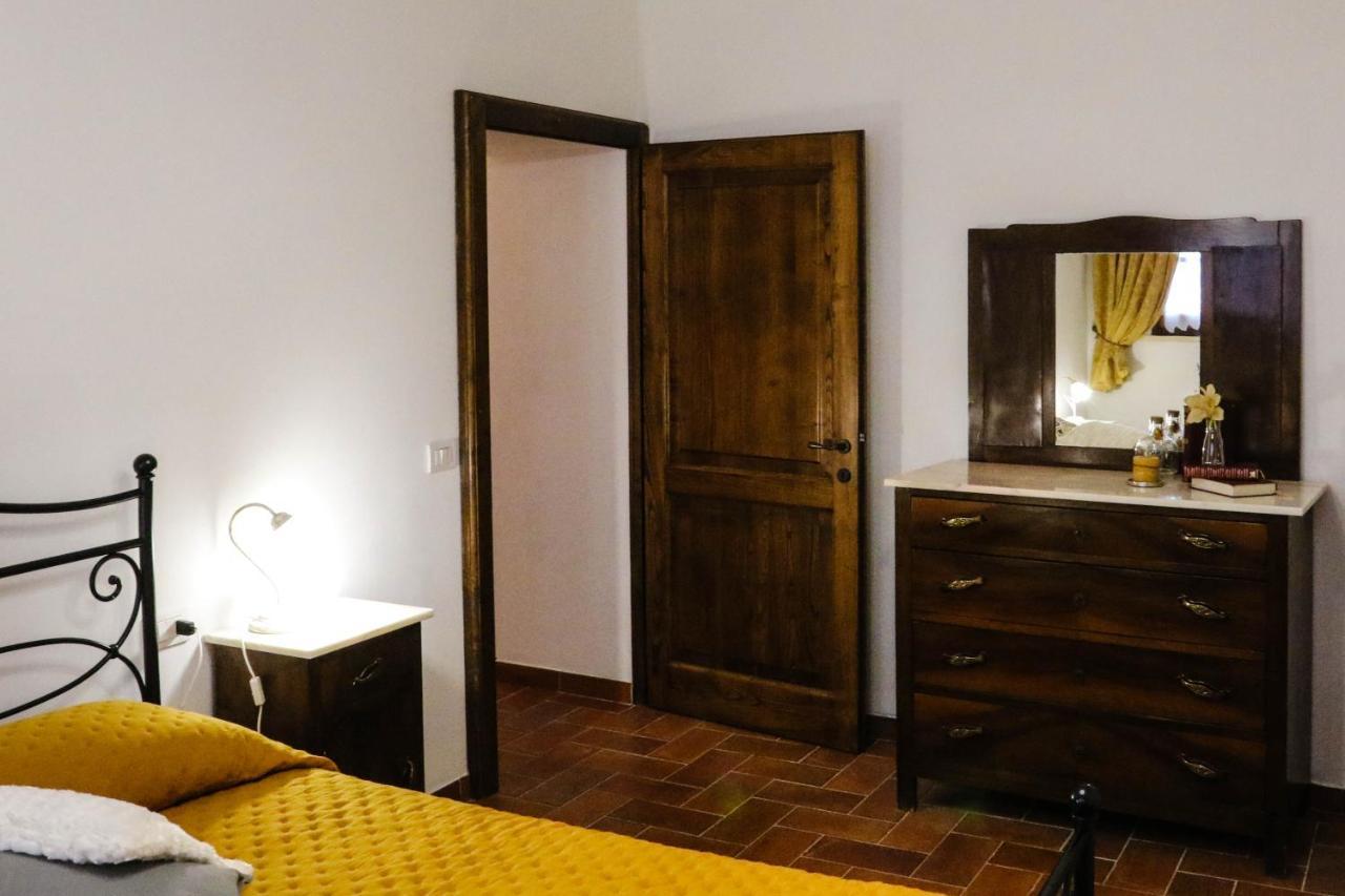 Agriturismo Bombina Montisi Exteriör bild