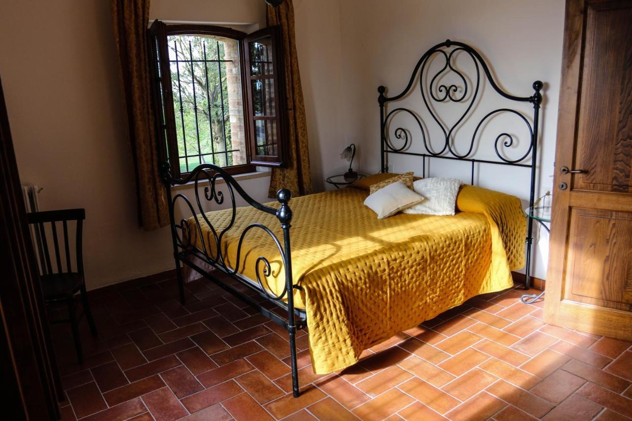 Agriturismo Bombina Montisi Exteriör bild