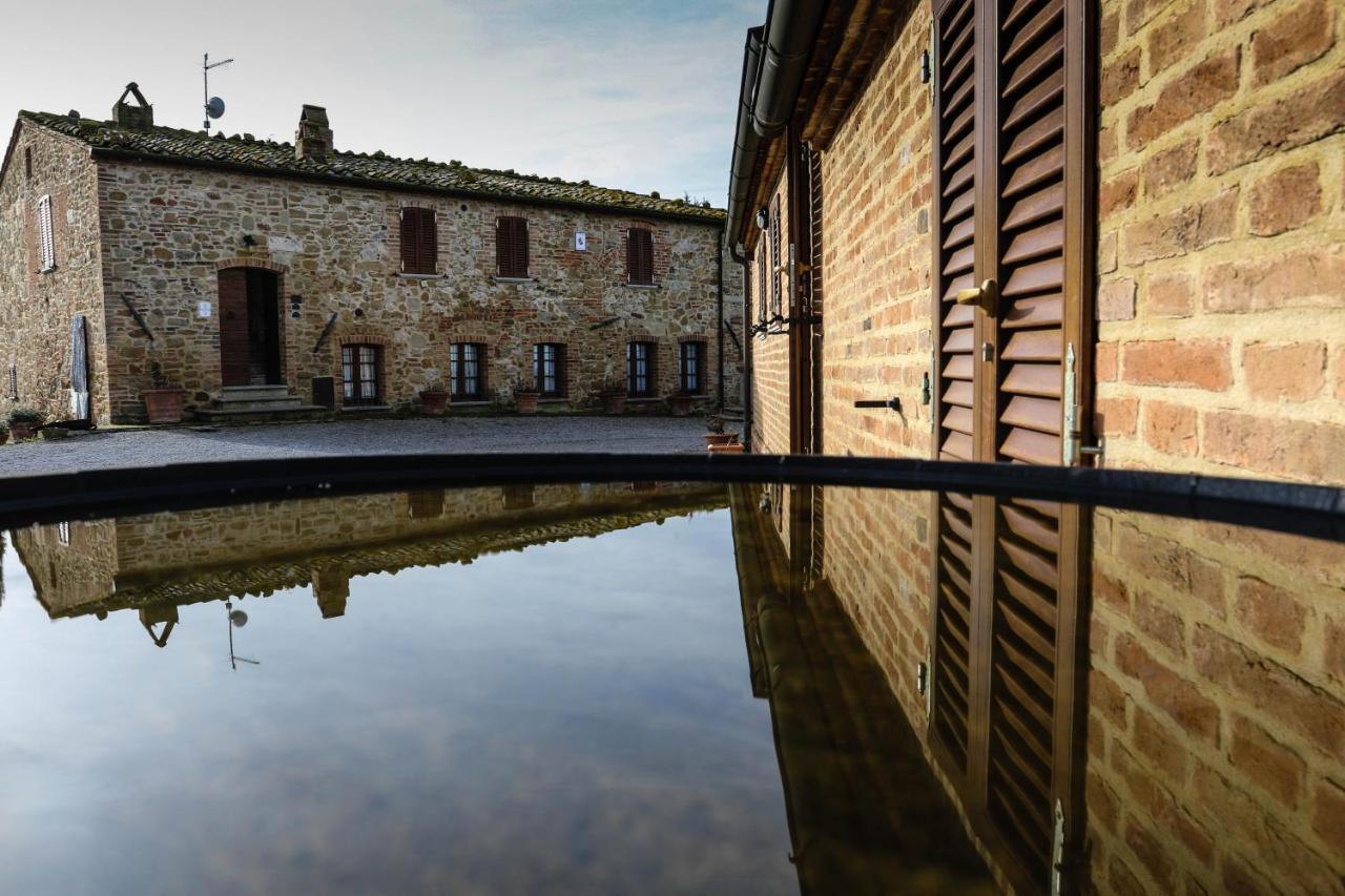 Agriturismo Bombina Montisi Exteriör bild