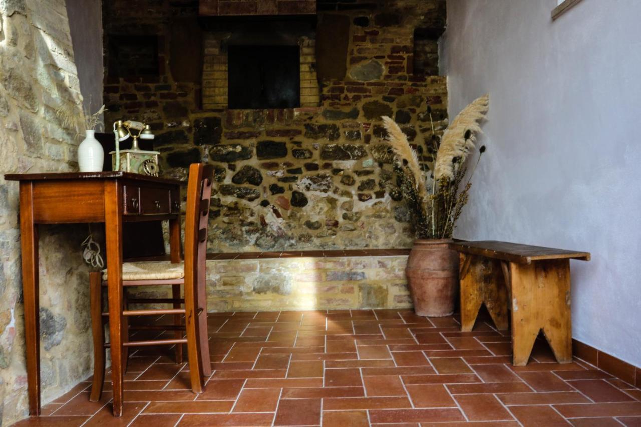 Agriturismo Bombina Montisi Exteriör bild