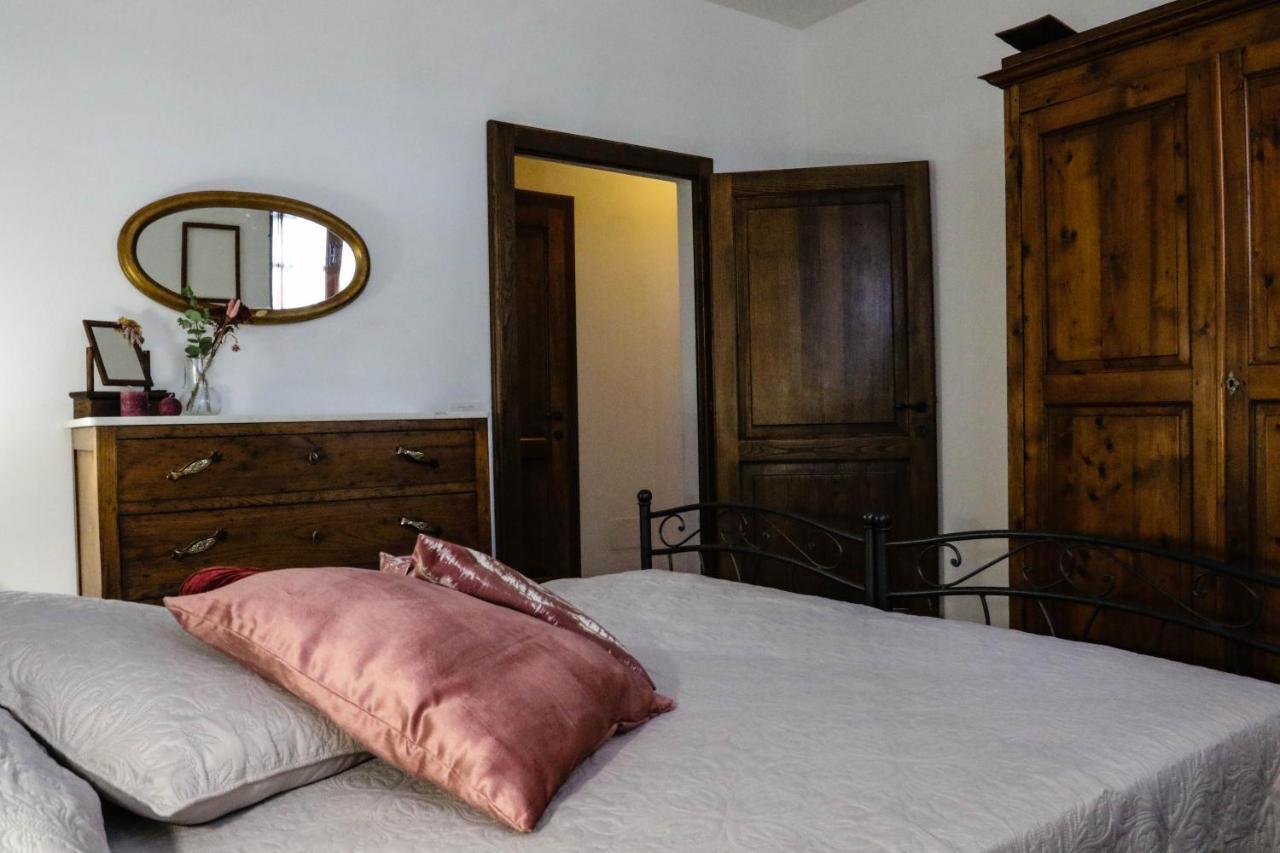 Agriturismo Bombina Montisi Exteriör bild