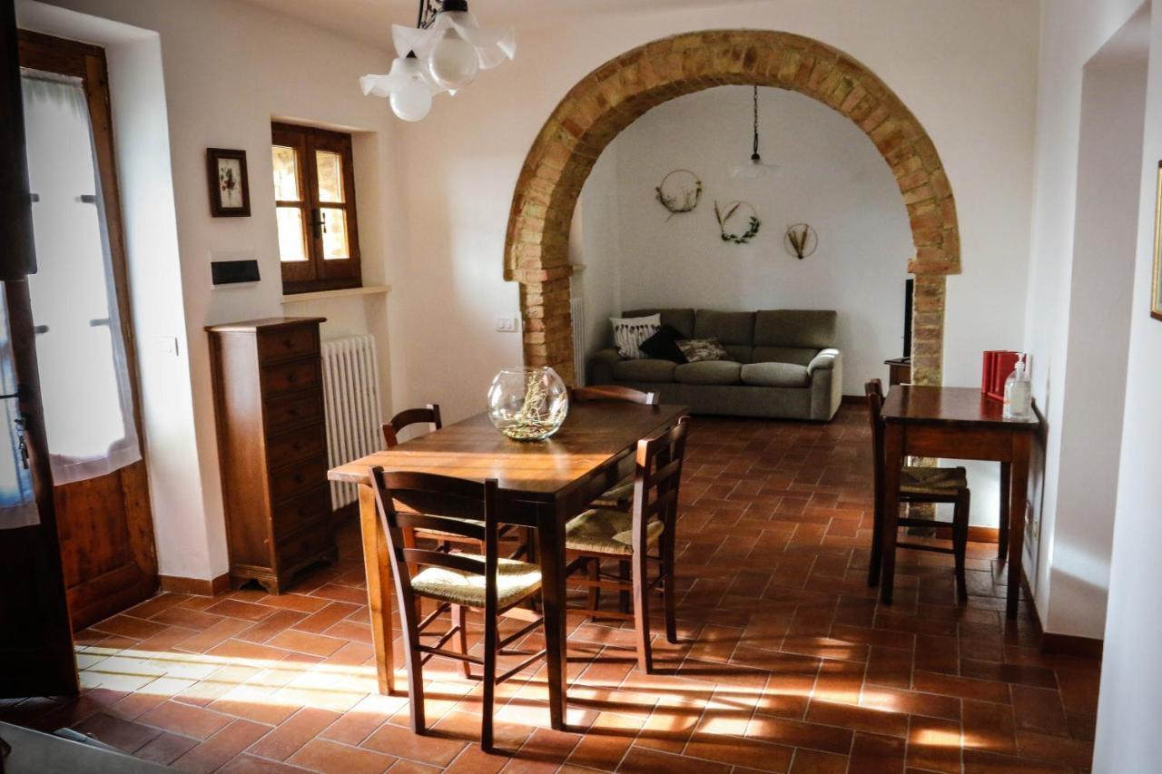 Agriturismo Bombina Montisi Exteriör bild